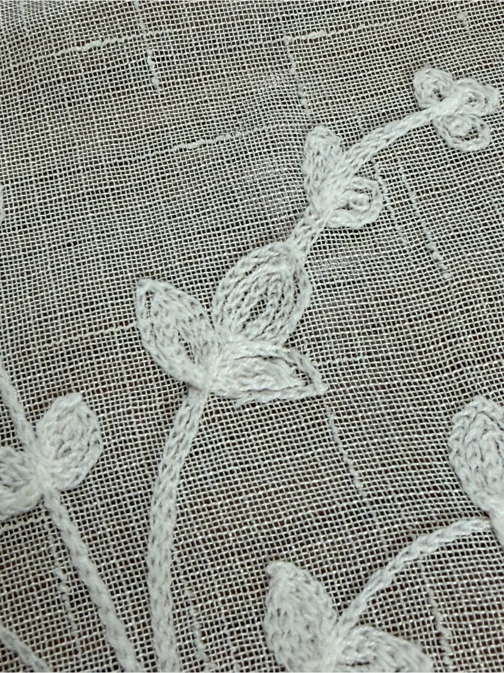 Embroidered  Ivory Floral Cafe' Curtain Panel Cottage Farmhouse Scalloped Hem